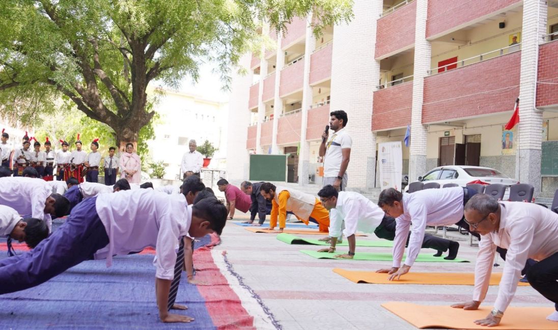 Children from all Delhi Schools participate in the ongoing 99 Challenge organized by C20 Working Group on Integrated Holistic Health