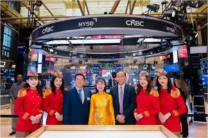 Vietjet Chairwoman Nguyen Thi Phuong Thao attends NYSE Opening Bell as Vietnam enters emerging-market index